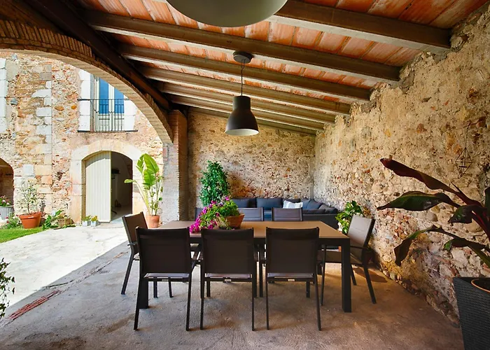 Mas Piarnau Hébergement de vacances *